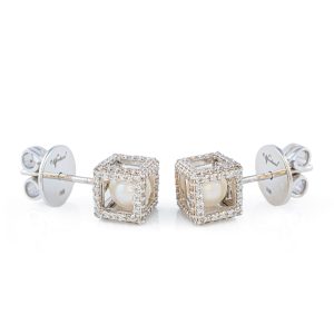 Cube Studs – White Gold Earring And Pearl